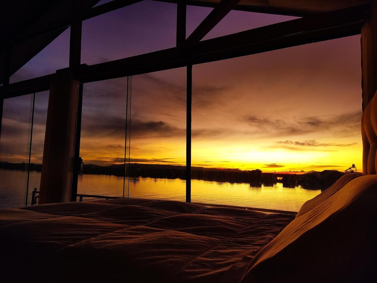 Villa Titicaca Habitacion Panoramica Vista Al Amanecer Puno Exterior foto