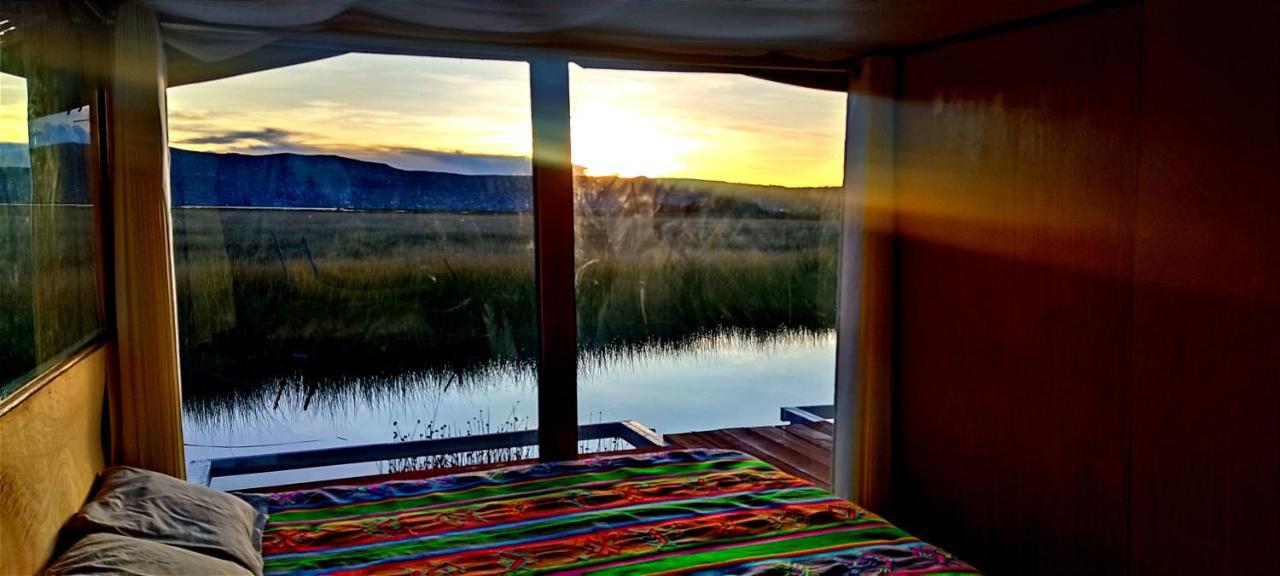 Villa Titicaca Habitacion Panoramica Vista Al Amanecer Puno Exterior foto