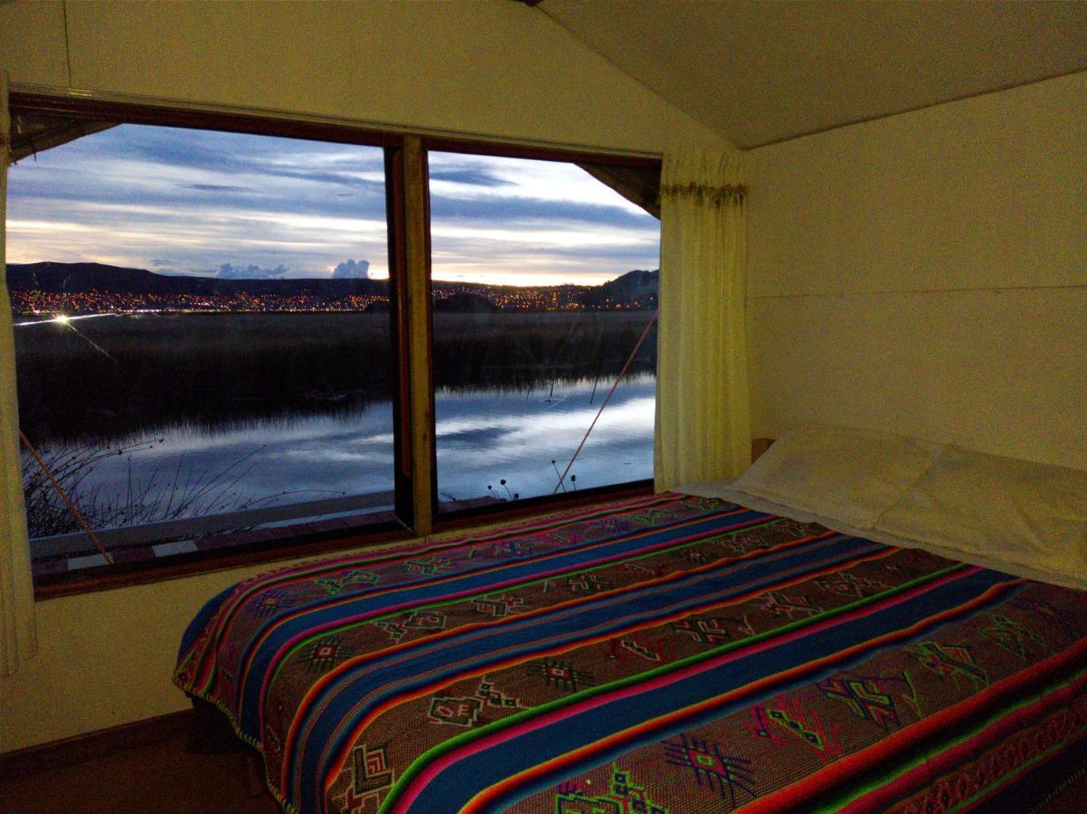 Villa Titicaca Habitacion Panoramica Vista Al Amanecer Puno Exterior foto