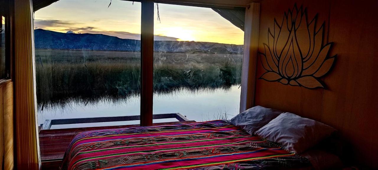 Villa Titicaca Habitacion Panoramica Vista Al Amanecer Puno Exterior foto