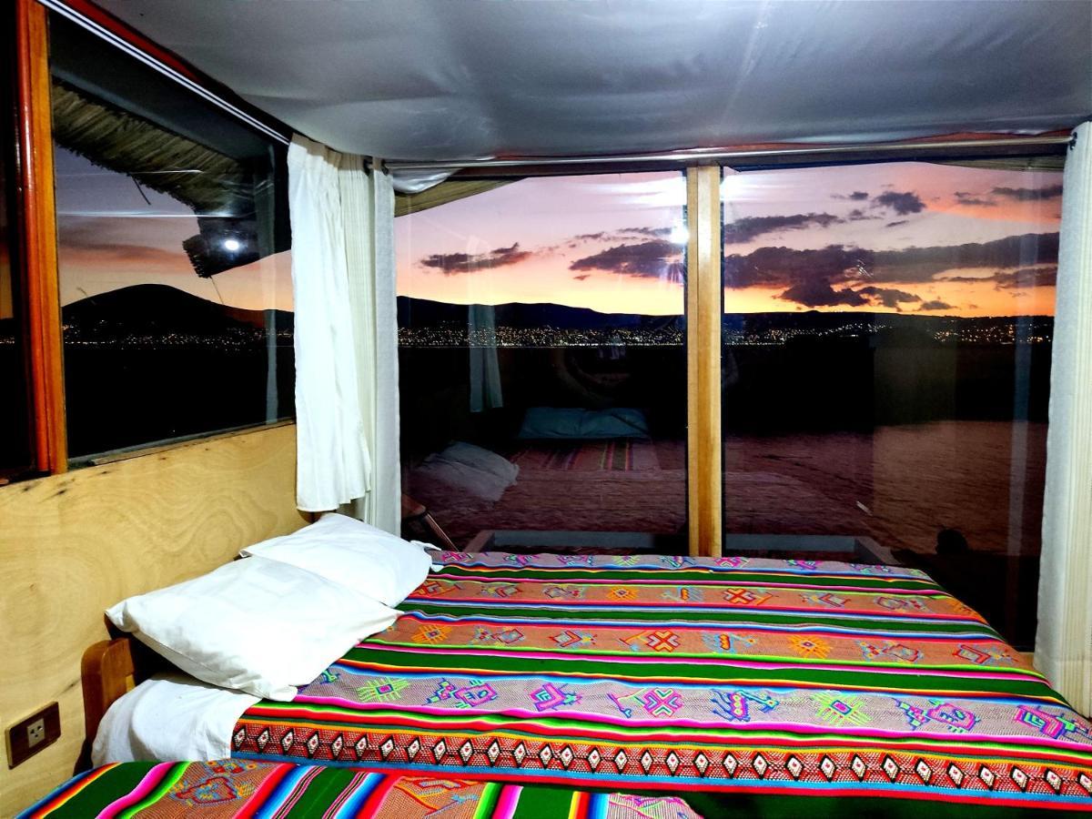 Villa Titicaca Habitacion Panoramica Vista Al Amanecer Puno Exterior foto
