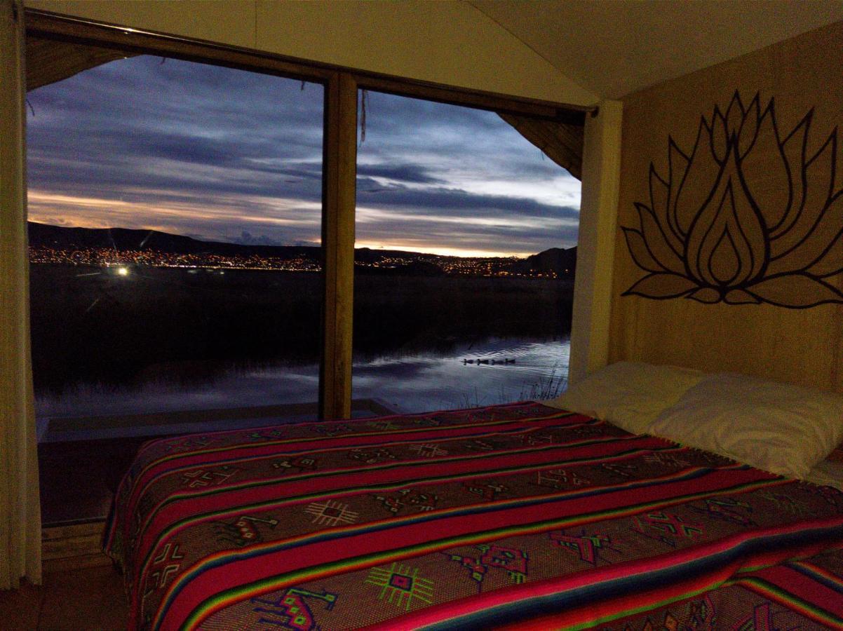 Villa Titicaca Habitacion Panoramica Vista Al Amanecer Puno Exterior foto
